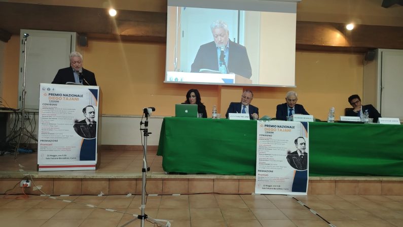 Cutro, memoria e impegno antimafia alla quinta edizione del premio Diego Tajani