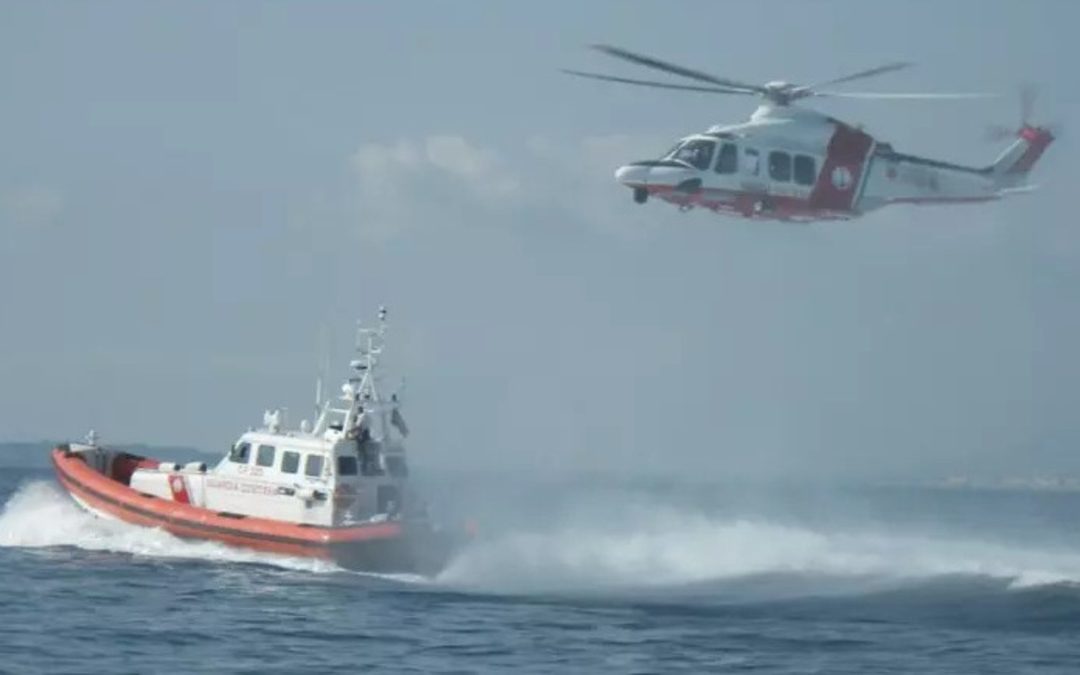 Porto Cesareo, disperso in mare kitesurfer di 39 anni