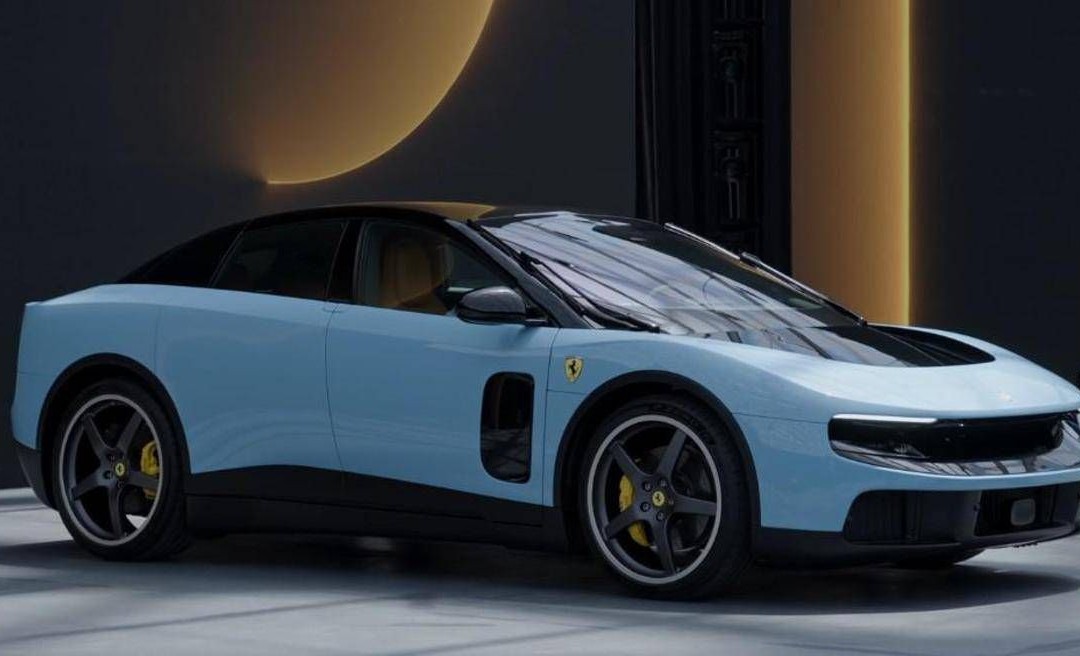 Ferrari Luce elettrizza anche i social: oltre 48 milioni di visualizzazioni in poche ore (ma sentiment negativo)