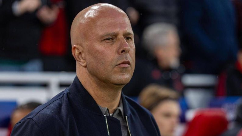 Liverpool, ufficiale l’addio di Slot. Chi sarà nuovo allenatore?