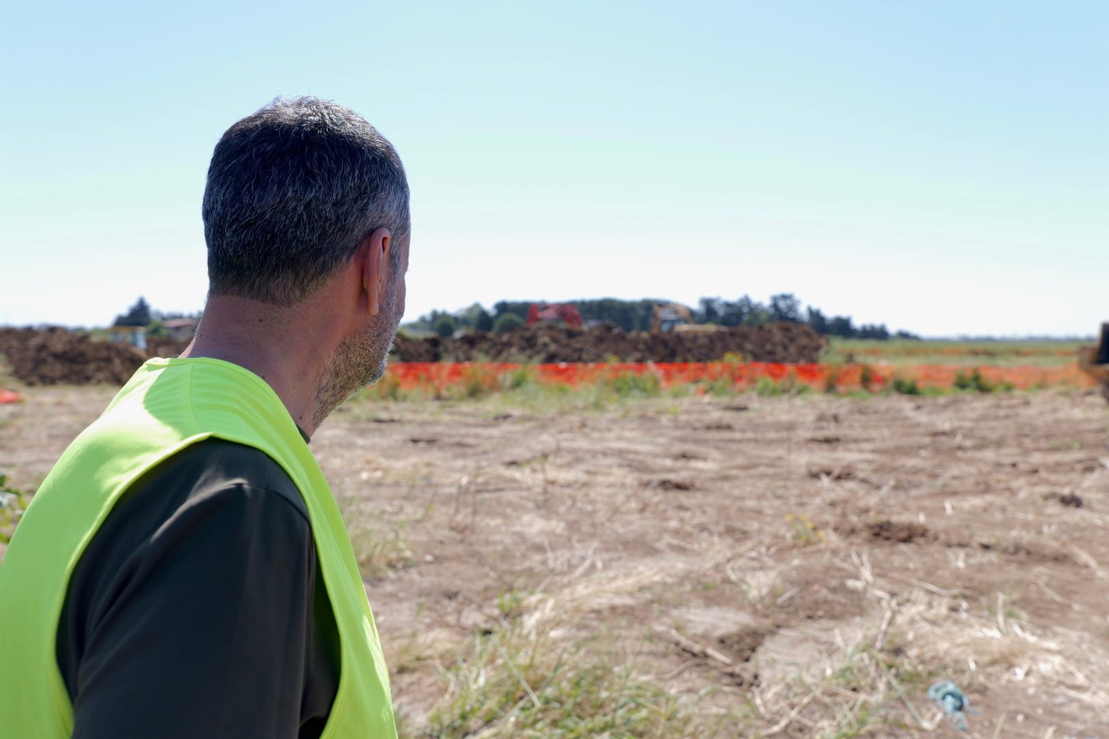 https://www.quotidianodelsud.it/wp-content/uploads/2026/05/sopralluogo-decaro-cantiere-rfi-aeroporto-brindisi-6.jpeg