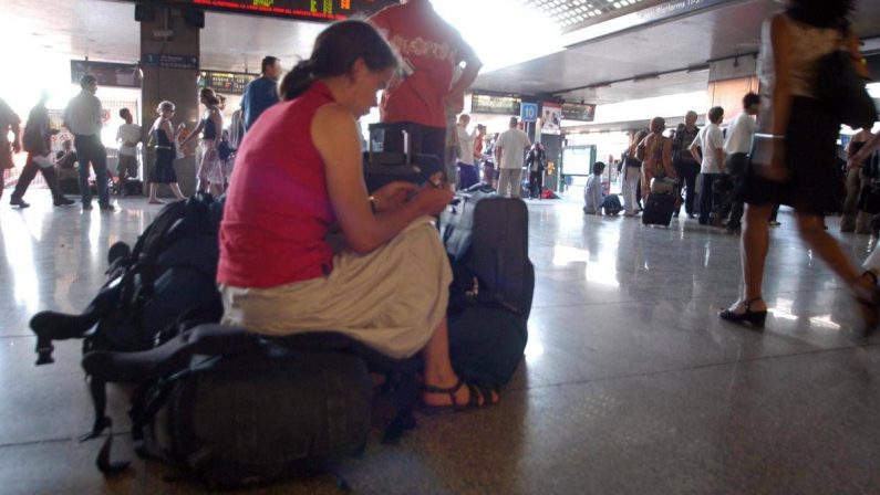 Alta Velocità Roma-Napoli, problema tecnico e treni in ritardo