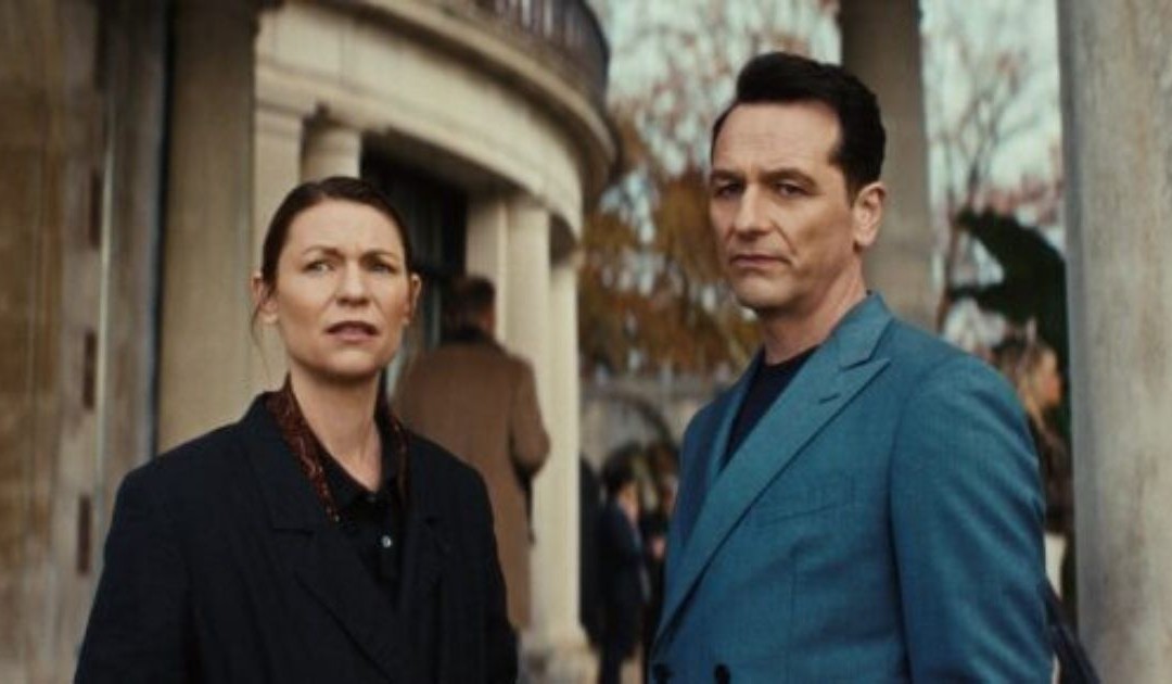 Aggie Wiggs (Claire Danes) e Matthew Rhys (Nile Jarvis) in "The Beast in Me"