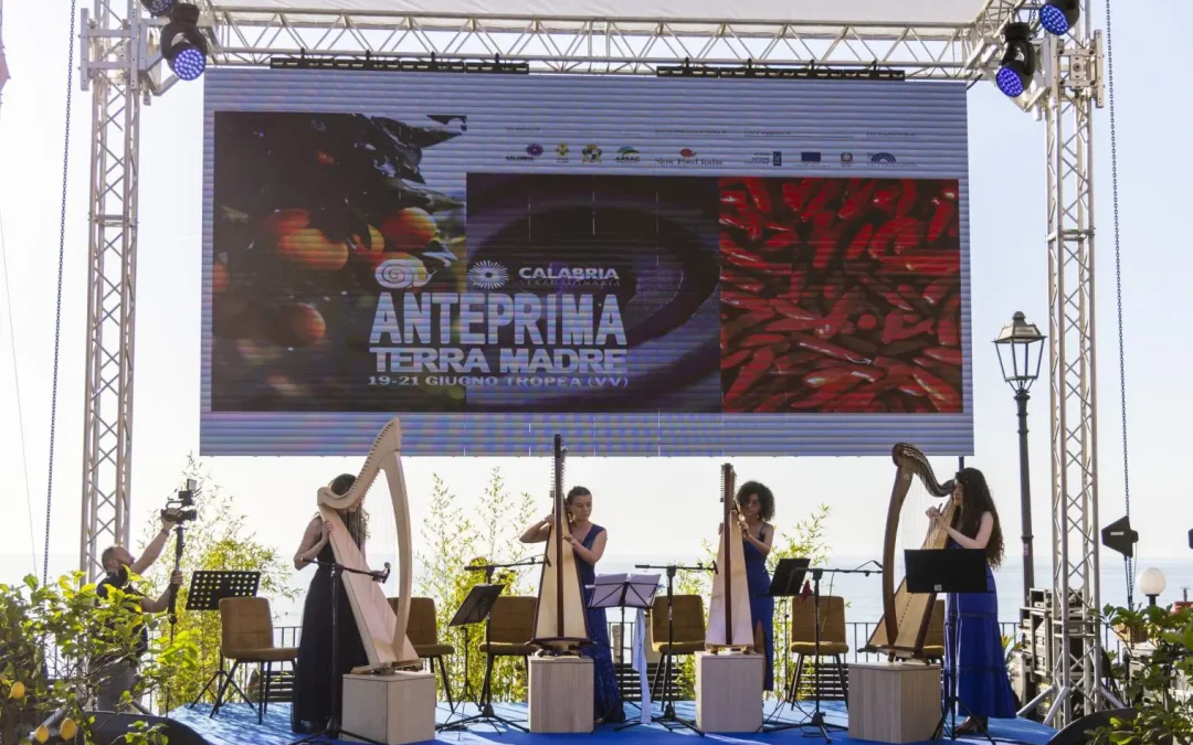 Anteprima Terra Madre, a Tropea chiusa la tre giorni all’insegna della biodiversità della Calabria