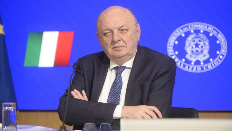 Nucleare, via libera della Camera al ddl. Pichetto “Passo importante per futuro”