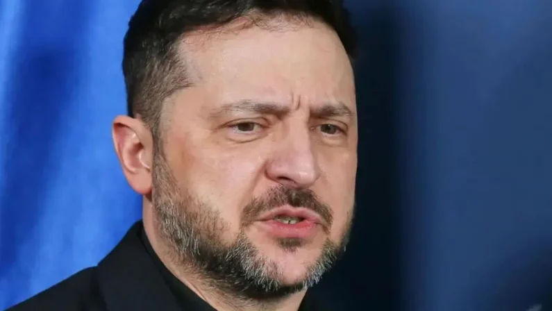 Zelensky scrive a Putin “Incontriamoci e finiamo questa guerra”