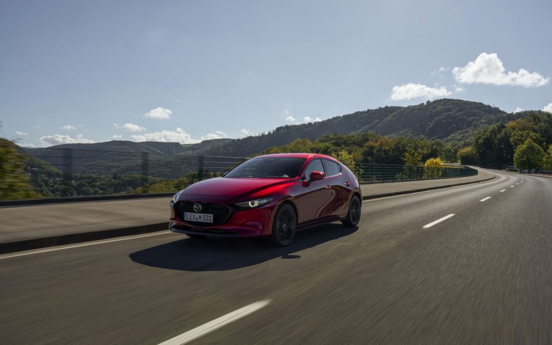 La nuova Mazda3 2027 ancora più sicura, ricca e raffinata