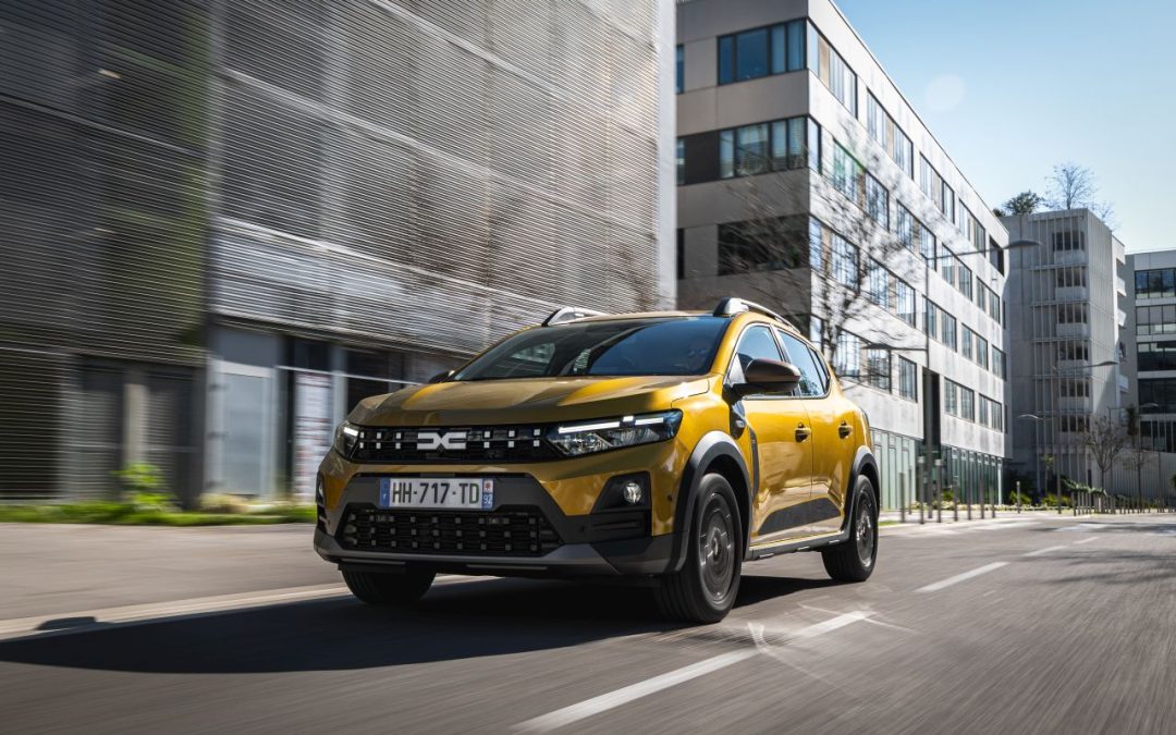 Dacia Sandero, design moderno che conquista gli automobilsiti italiani