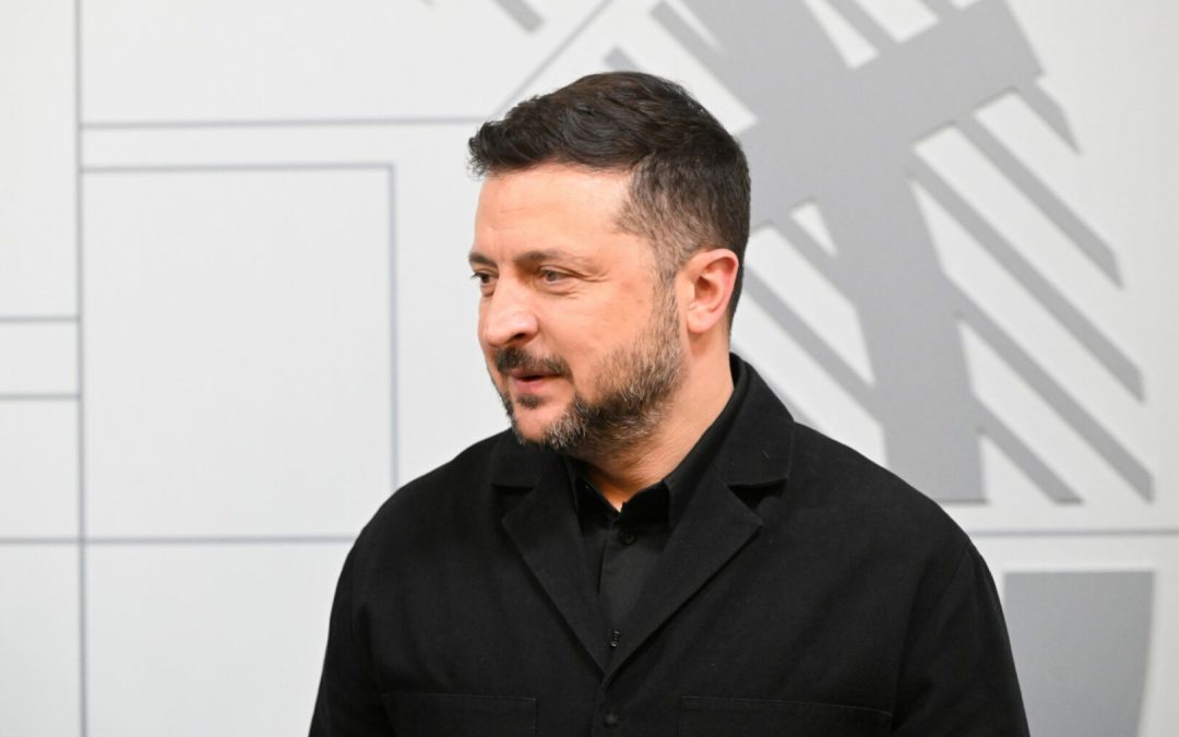 Zelensky “Sentito Trump per auguri, abbiamo discusso di pace”. Anche Putin chiama il tycoon