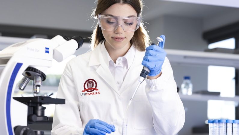 Anvur conferma “eccellenza” UniCamillus, ai vertici per ricerca e impatto sociale