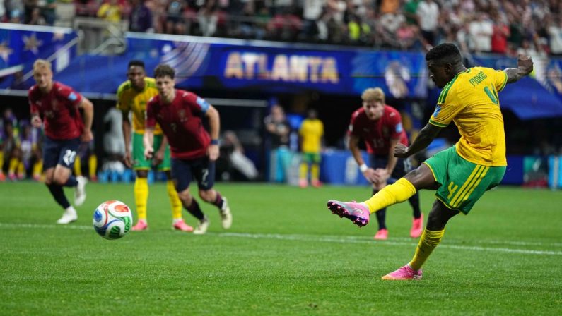 Repubblica Ceca-Sudafrica 1-1, Mokoena risponde a Sadilek