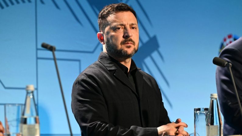 Ucraina, Zelensky “La Russia si prepara a lanciare un attacco massiccio”