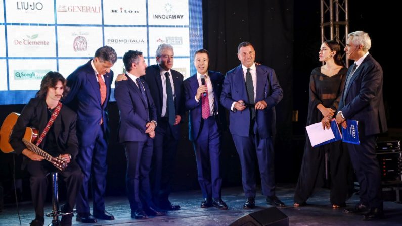 SHRO Gala Dinner, a Vico Equense raccolti 200.000 euro per la ricerca oncologica