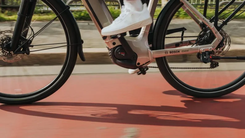 Bosch Ebike Systems, Active Line Plus e Hub Line novità per la mobilità urbana
