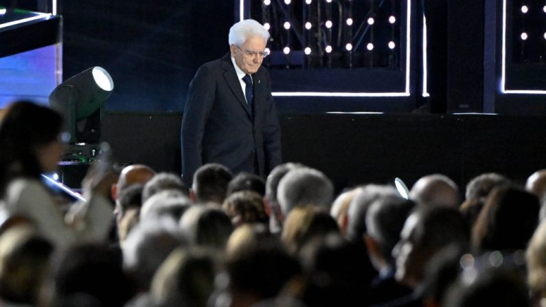 Ustica, Mattarella “Ricomporre quanto avvenne rimane un dovere irrinunciabile”