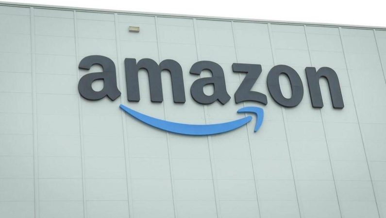 Amazon, stop accesso gratuito alla versione di Alexa potenziata dall’Ai: manca ancora la data