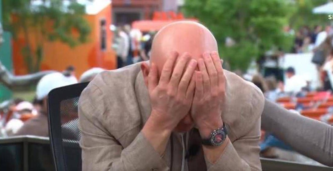 Roland Garros, Agassi sconvolto da ritiro Arnaldi: lo shock in diretta