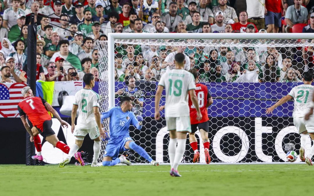 Mondiali, Algeria-Austria 3-3: ‘biscotto’ al fotofinish e Iran eliminato