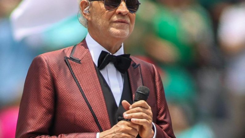 Ladri in una villa di Andrea Bocelli, colpo da mezzo milione di euro