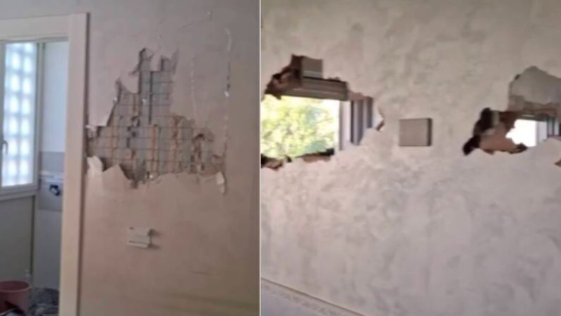 Bari, prima minacciano la famiglia assegnataria, poi devastano la casa popolare