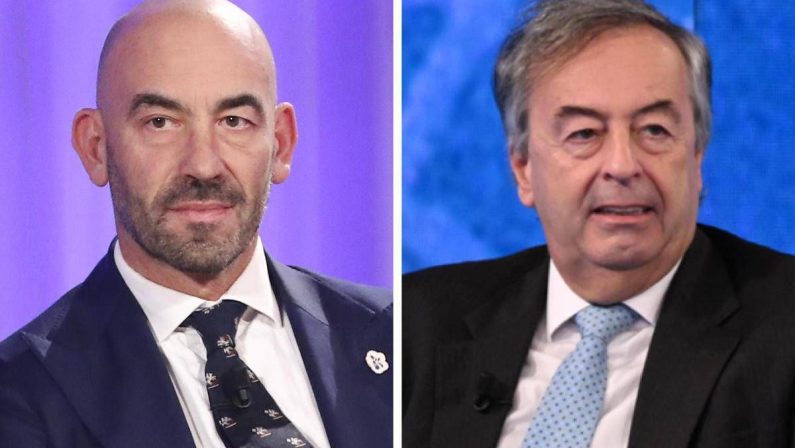 Arriva il partito No Vax? Burioni e Bassetti: “Manca il partito contro gli estintori”
