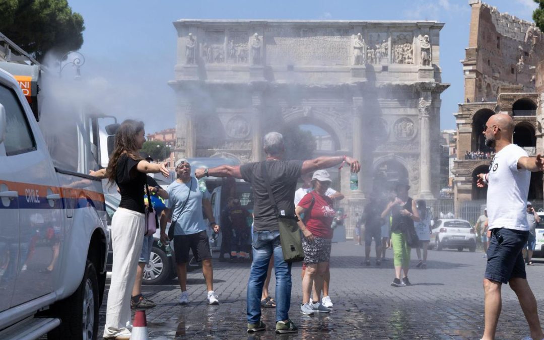 Caldo record, oggi 25 città in allerta rossa. L’allarme: 10mila morti in Europa tra giugno e luglio