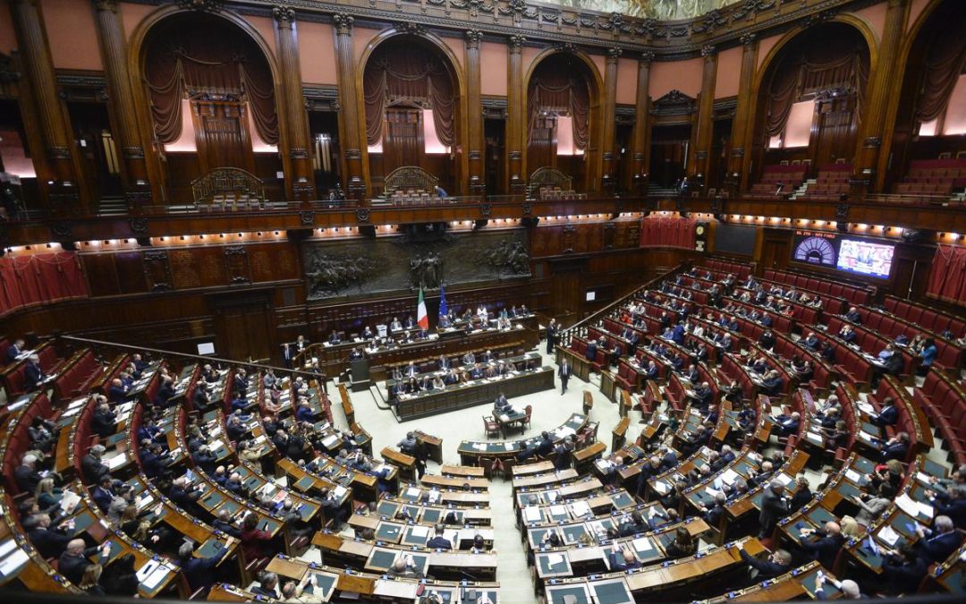 Decreto Carburanti, maggioranza cambia il testo alla Camera: dovrà tornare al Senato
