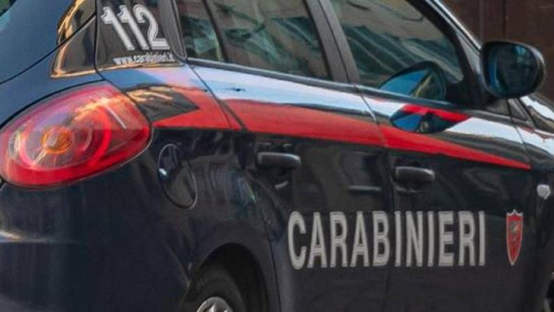 Violenze sui minori, divieto di avvicinamento per una madre nel Crotonese