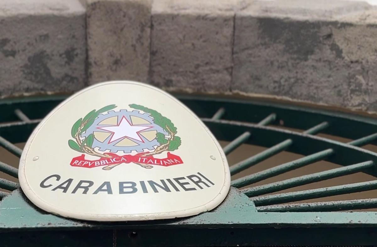 https://www.quotidianodelsud.it/wp-content/uploads/2026/06/carabinieri-caserma-fi-cc-napoli.jpeg