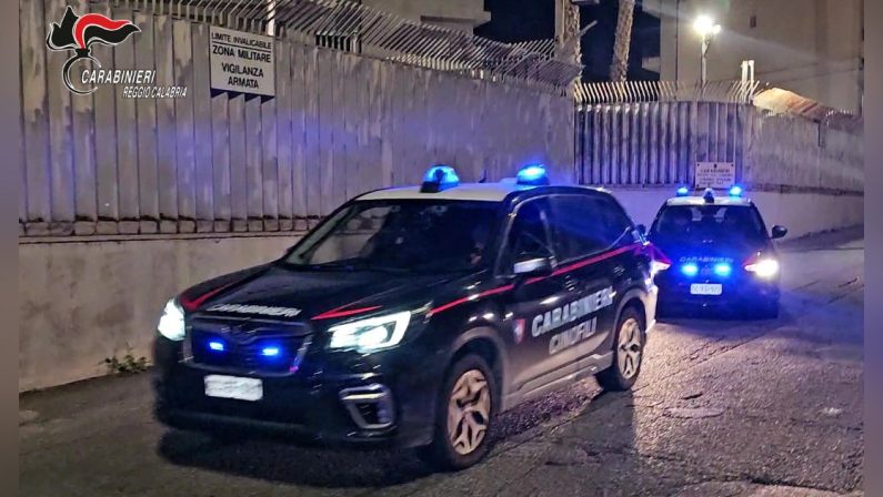 Droga “in famiglia” nella Piana di Gioia Tauro: arrestati padre e figlio, scoperta rete di spaccio
