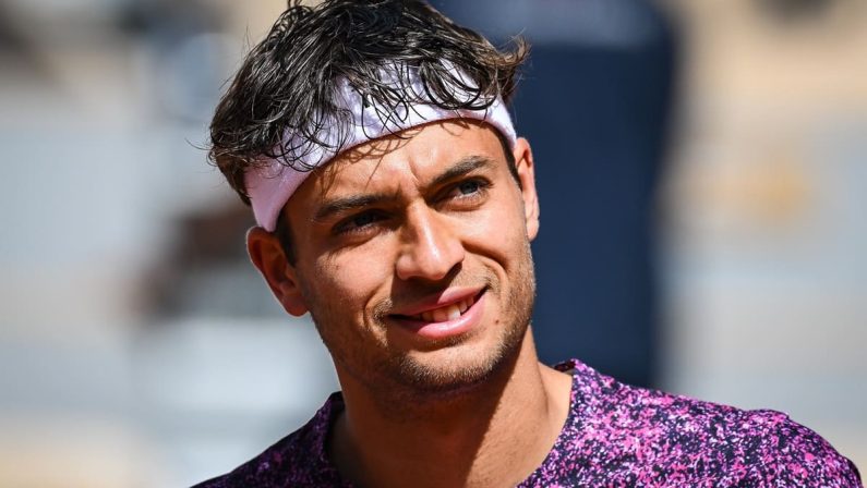 Roland Garros, Cobolli batte Svajda in 4 set e vola ai quarti di finale. Oggi in campo anche Berrettini e Arnaldi