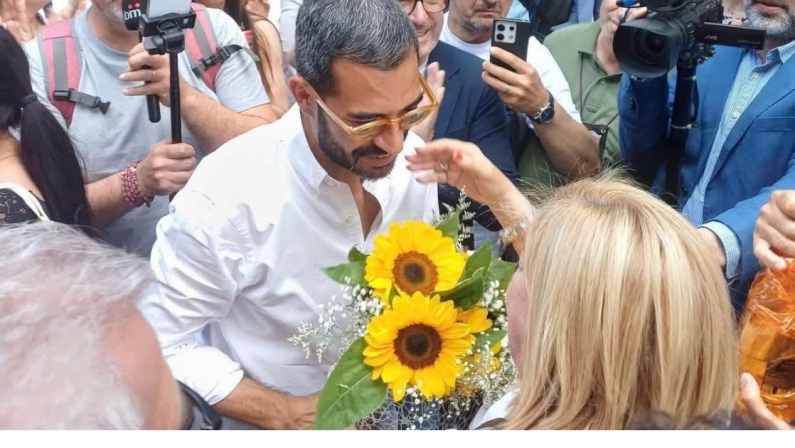 Ballottaggi in Calabria, c’è chi regala fiori e chi promette ribaltoni