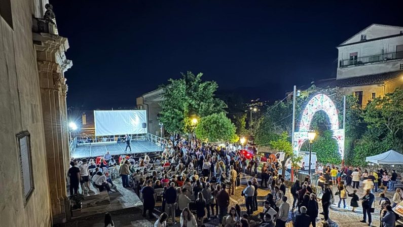Rende, i festeggiamenti civili per Maria SS. Costantinopoli