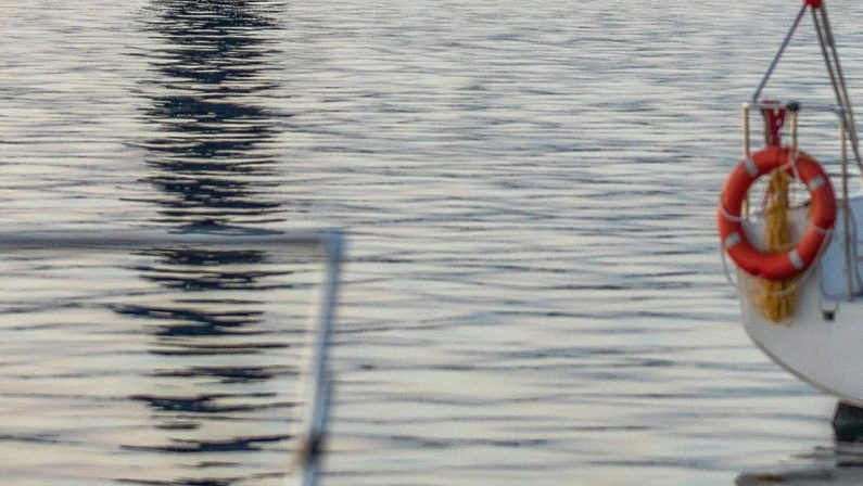 Tragedia in Croazia, scontro tra catamarano e barca a vela: 3 morti e 1 disperso