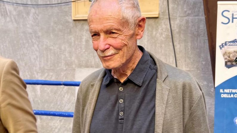 Erri De Luca: “Sionismo diventata parola esecrabile, per me significa che Israele abbia quello Stato”