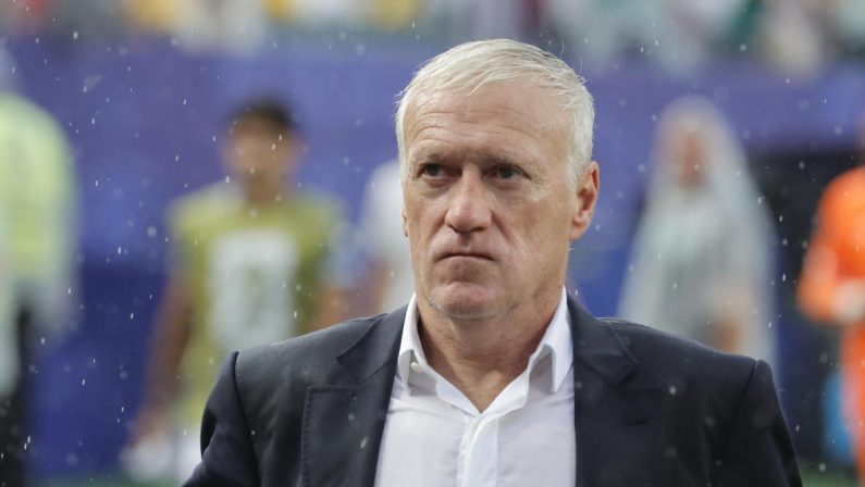 Mondiali, Deschamps torna in Francia: morta la madre del ct dei Bleus