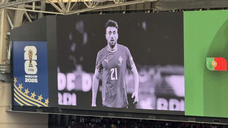 Mondiali, tributo da brividi del Portogallo a Diogo Jota: la dedica di Joao Neves dopo il gol