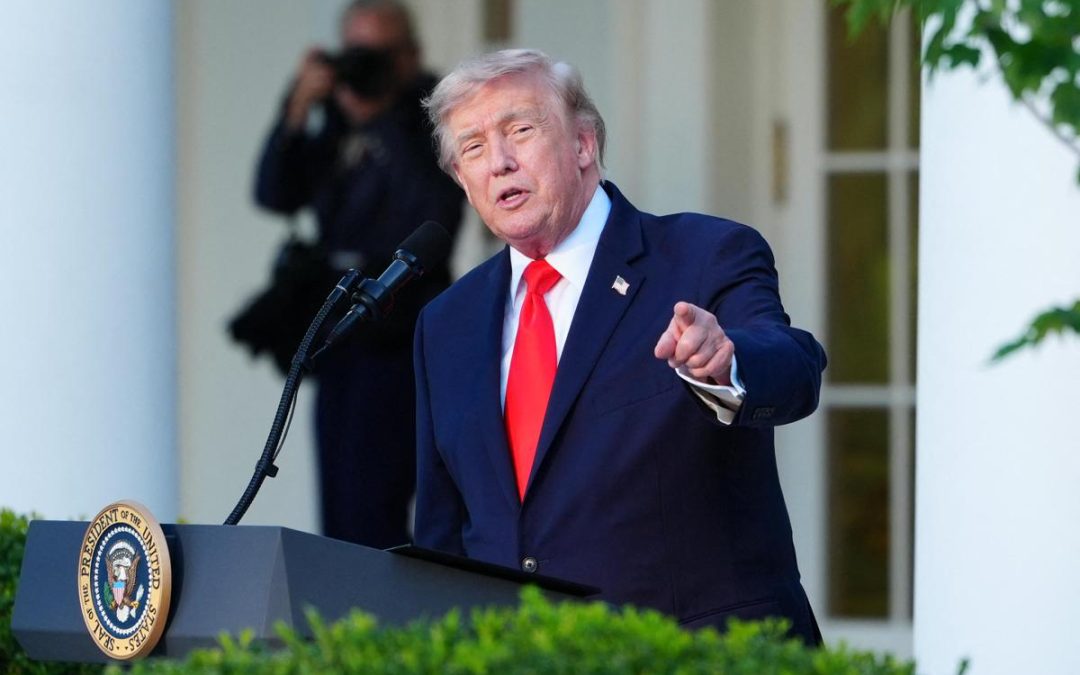 Trump avverte l’Europa: “Dazi del 100% per chi impone digital tax alle aziende Usa”