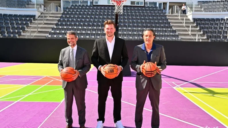 Il Foro Italico si trasforma in arena di basket e Luka Doncic va a canestro