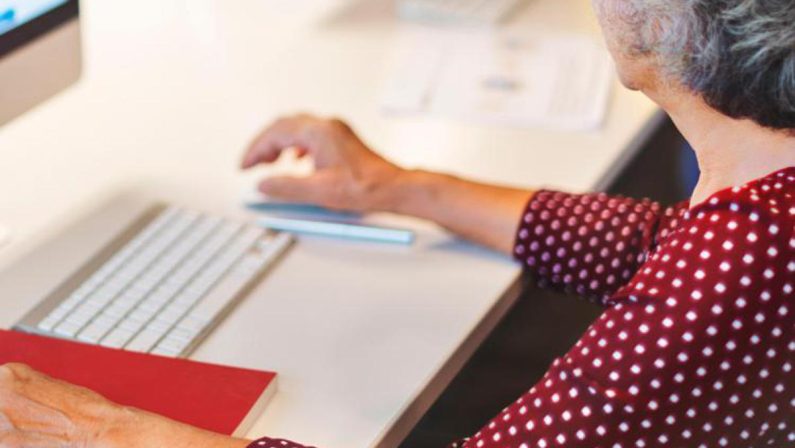 Inps, Rendiconto sociale: in 2025 cresce ancora età media pensione, 65,4 anni per le donne