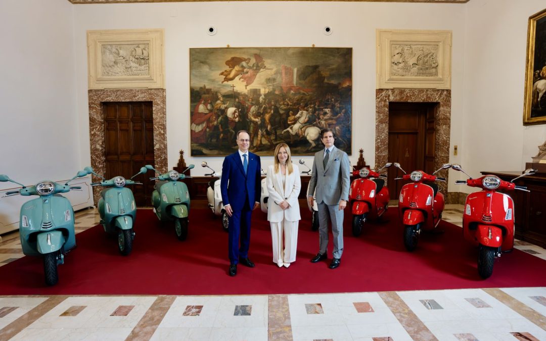 80° anni Vespa, Meloni riceve vertici Piaggio “Tra icone italiane più amate”