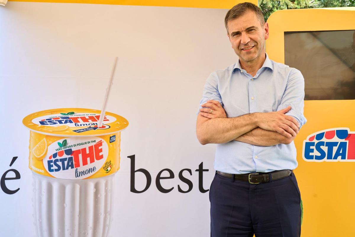 https://www.quotidianodelsud.it/wp-content/uploads/2026/06/estathe-ferrero-us.jpeg