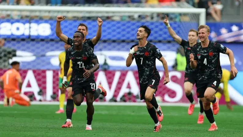 Eustaquio-gol al 92°, il Canada batte il Sudafrica e vola agli ottavi