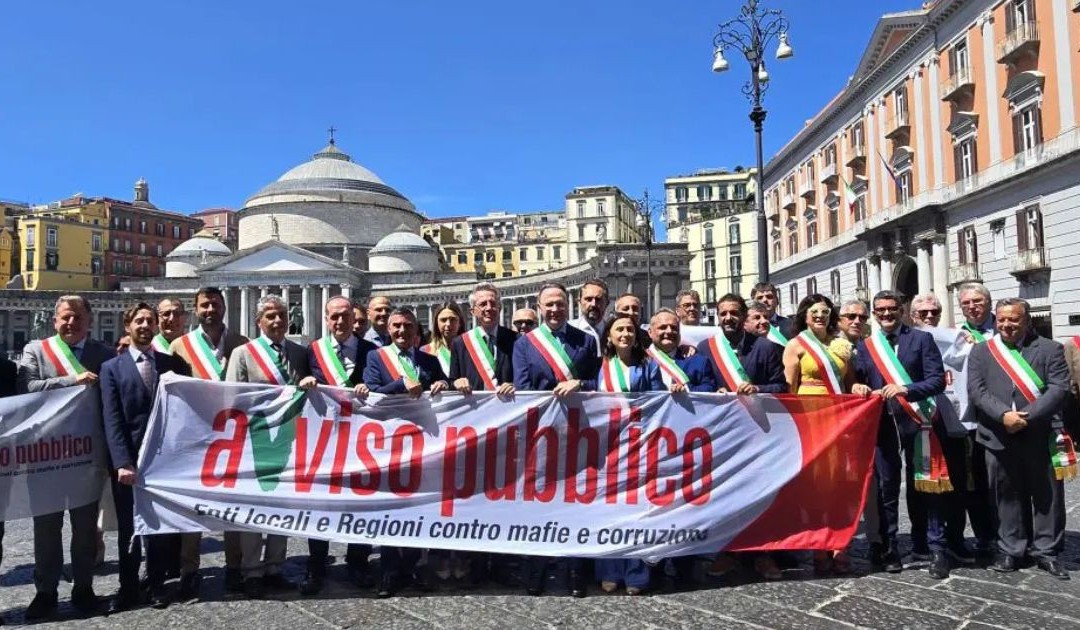 I sindaci campani durante il flash mob