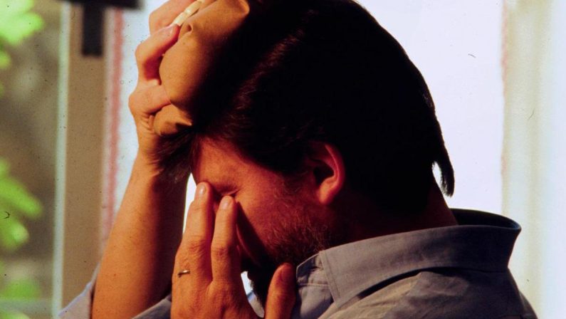 Emicrania, contro stigma e ritardi diagnostici arriva il docufilm ‘Una vita a metà’