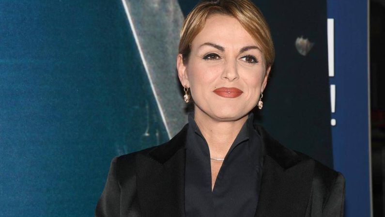 Francesca Pascale: “Il dolore per la morte di Berlusconi mi ha spinto a sposare Paola Turci”