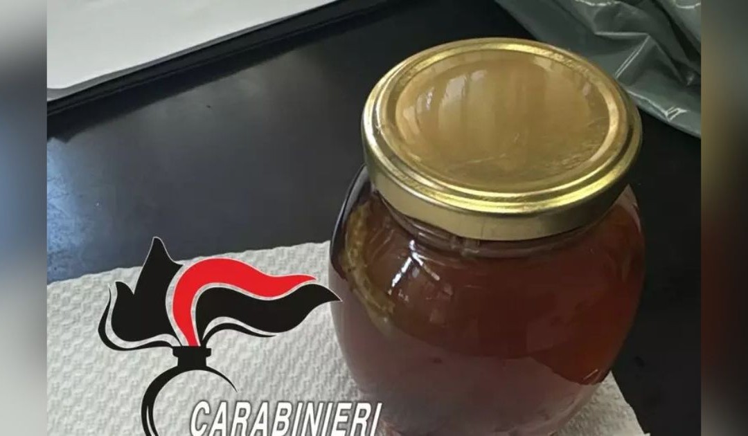 Frattamaggiore, 17enne in fin di vita dopo “miele da sballo”