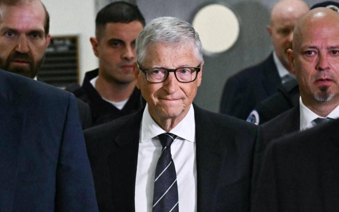 Bill Gates testimonia a porte chiuse sul caso Epstein: “Grave errore incontrarlo”
