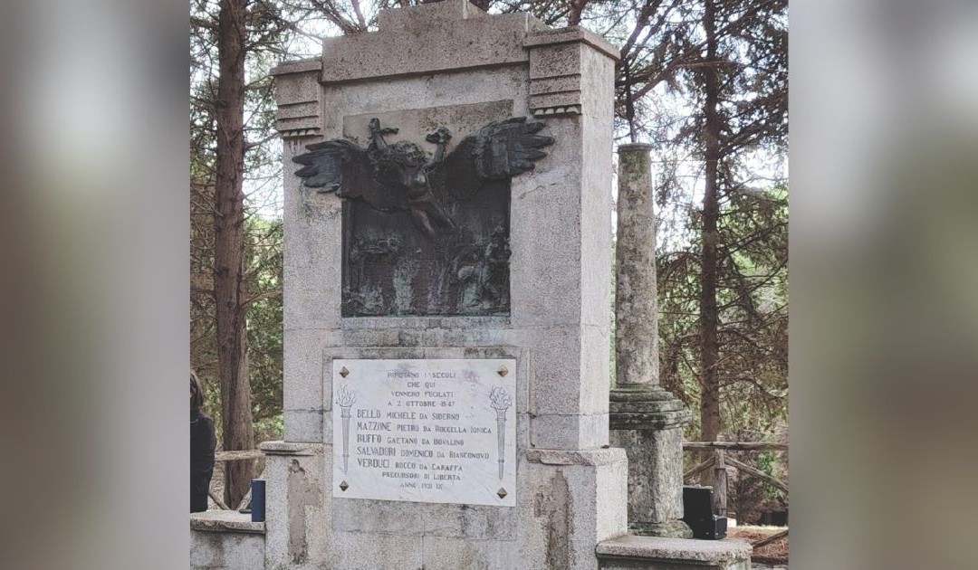 Il monumento ai cinque martiri
