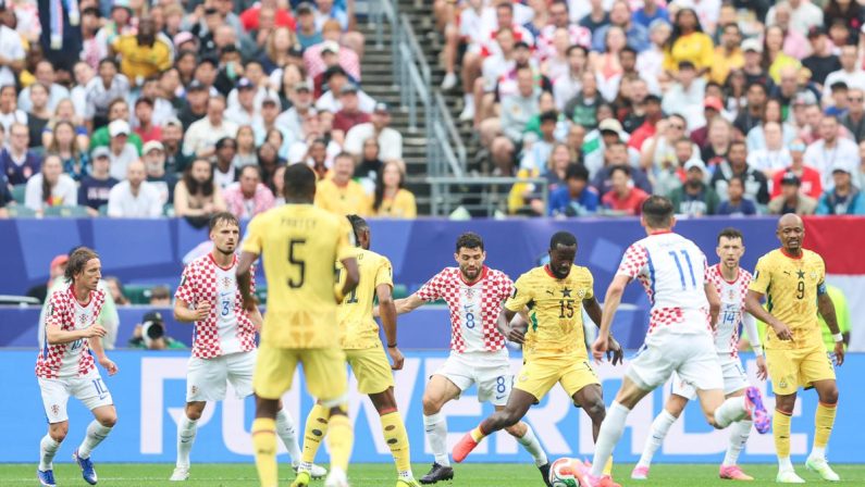 Croazia-Ghana, ‘blocco’ in fuorigioco ma gol di Luckassen è valido: la decisione